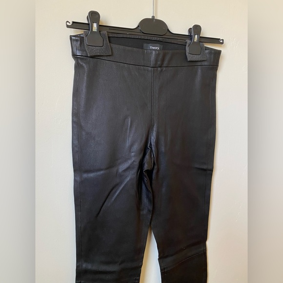 Theory • Leather High-Waist Legging • High rise legging size 4 - Picture 11 of 12